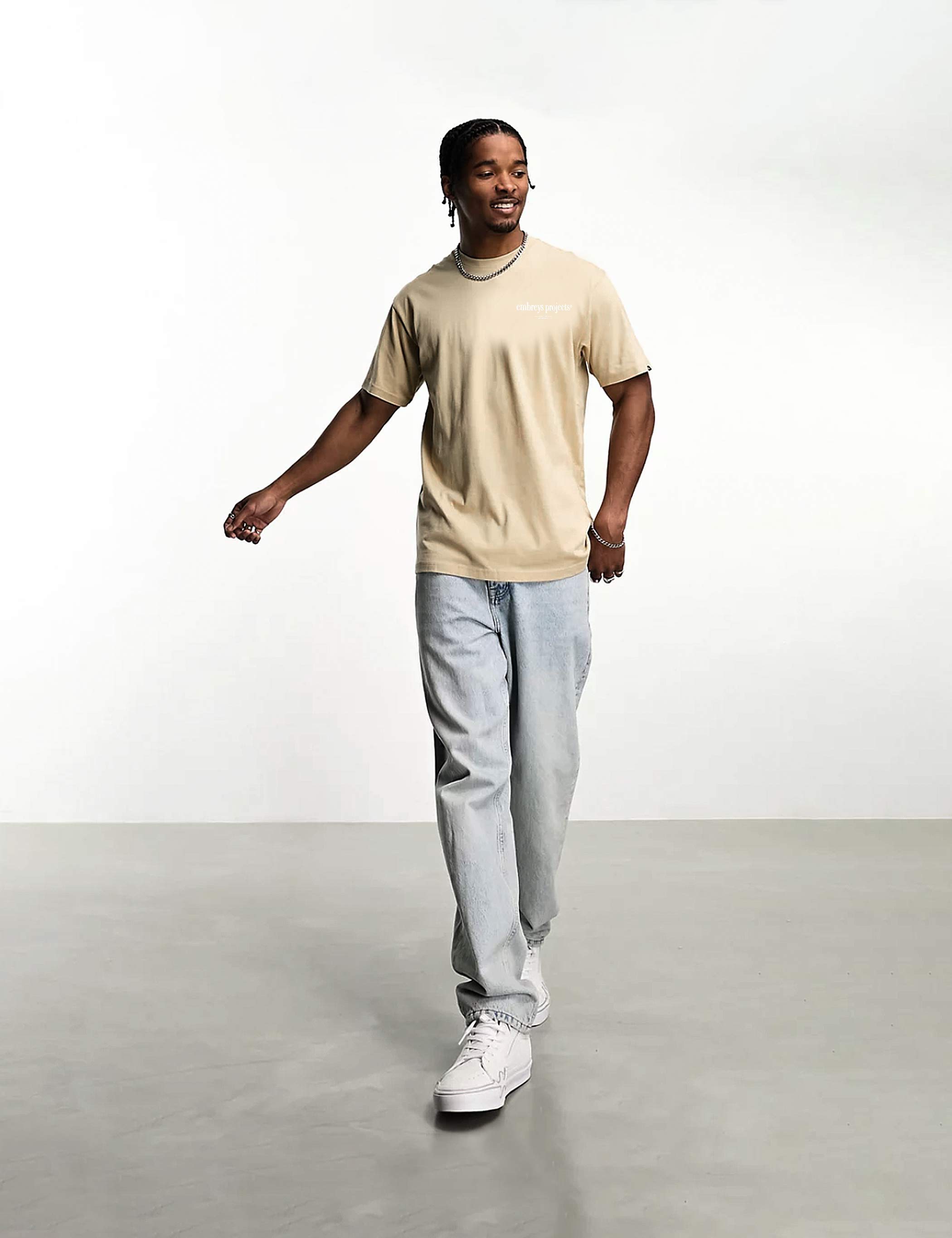 ESSENCE SS TEE - ELEPHANT SKIN - Embreys Projects