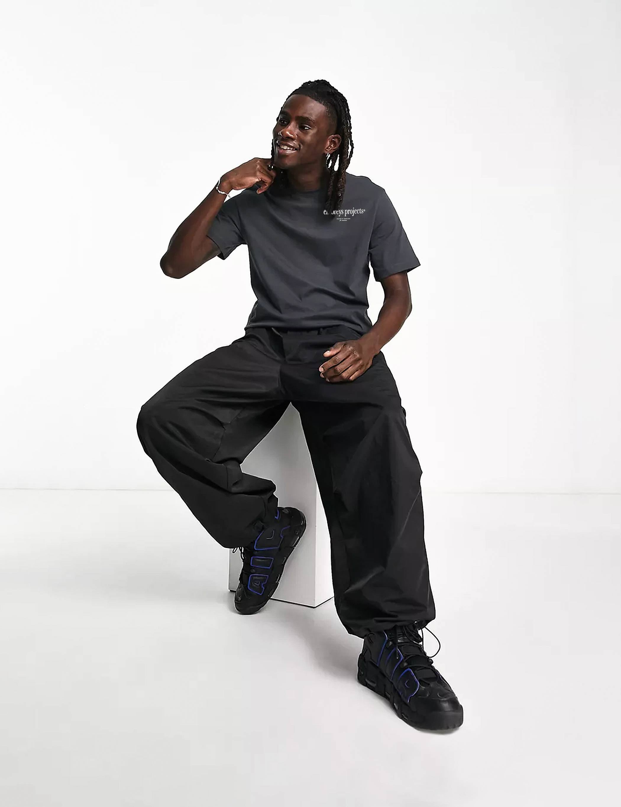 ESSENCE SS TEE - PHANTOM - Embreys Projects