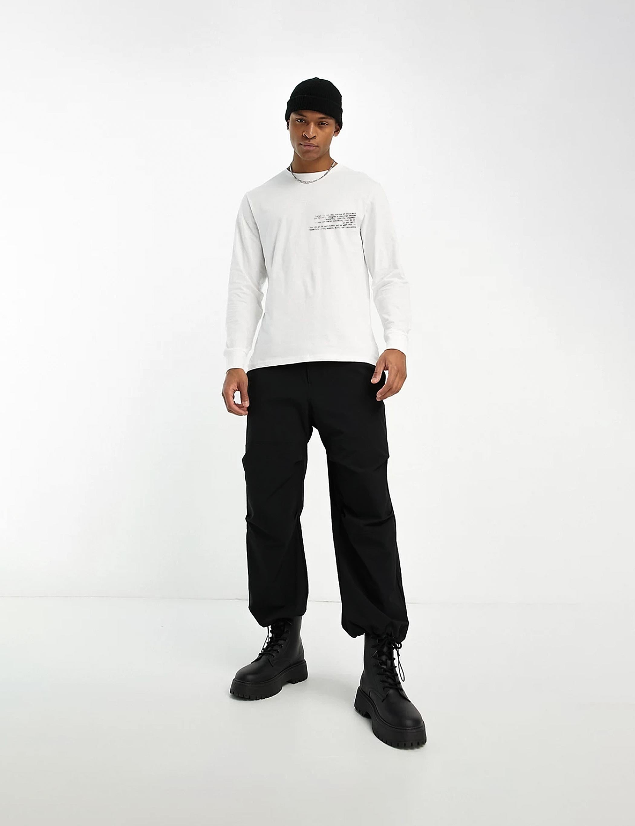 FRANK LS TEE - HVID - Embreys Projects