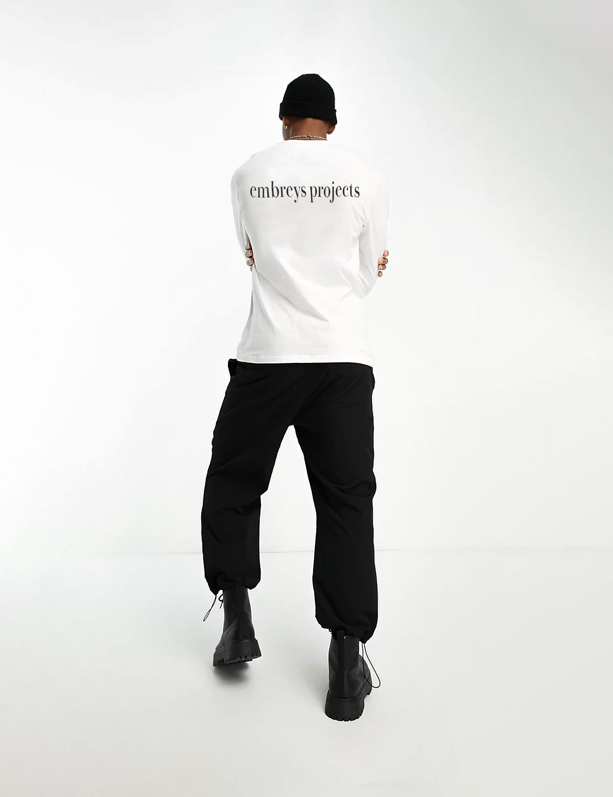 FRANK LS TEE - HVID - Embreys Projects